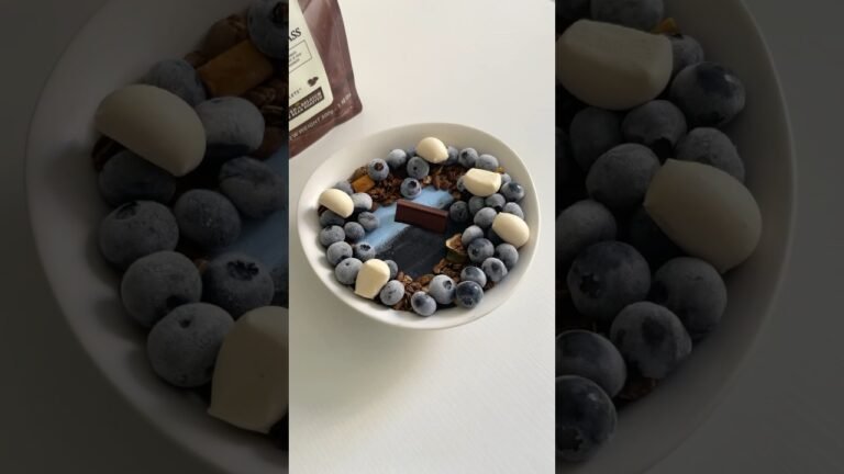 Make Yogurt Bowl With Me #asmr #asmrfood #lifestyle #yogurt #food