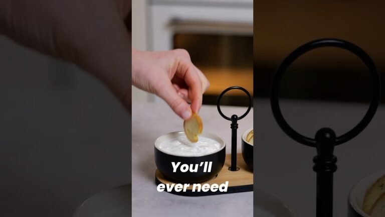 Let’s Make Tasty White Yogurt Sauce With Garlic And Dry