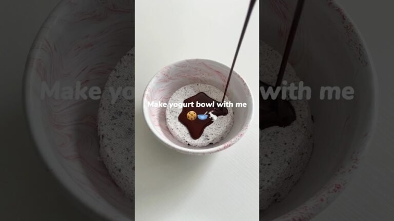 Make Yogurt Bowl With Me #asmr #lifestyle #yogurt #chocolate #healthyfood